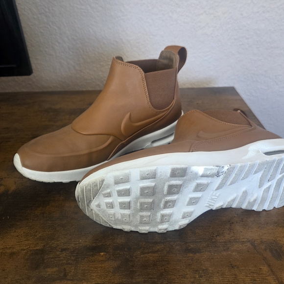 Nike Brown Slip-On Sneakers - Picture 3 of 3